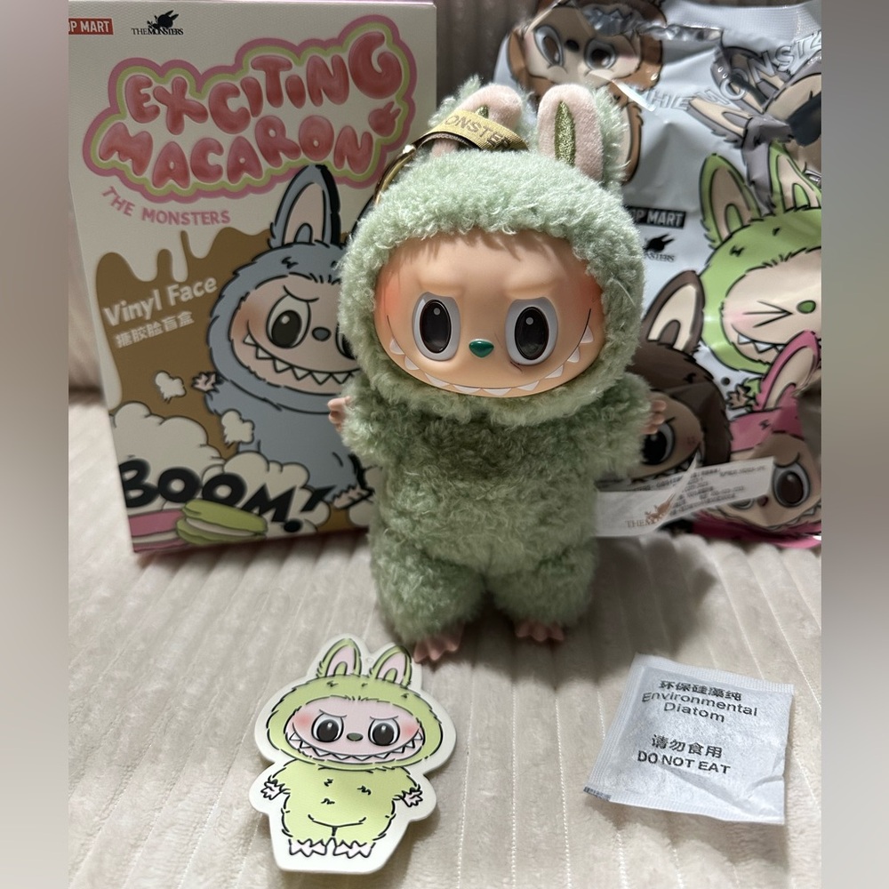 GREEN GRAPE-Exciting Macaron Labubu.New. Box & Bag opened to verify.Cute Green!